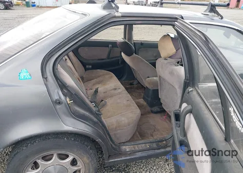 1993 Nissan Maxima Gxe из США, поврежденный, VIN JN1HJ01F1PT118167